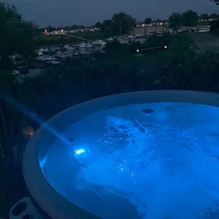 Semesterbostad Luxus Hafenblick Lathum