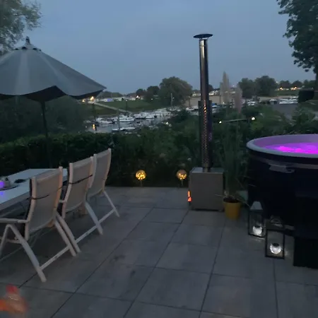 Feriehus Luxus Hafenblick Lathum