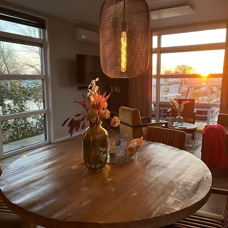 Luxus Hafenblick * Lathum